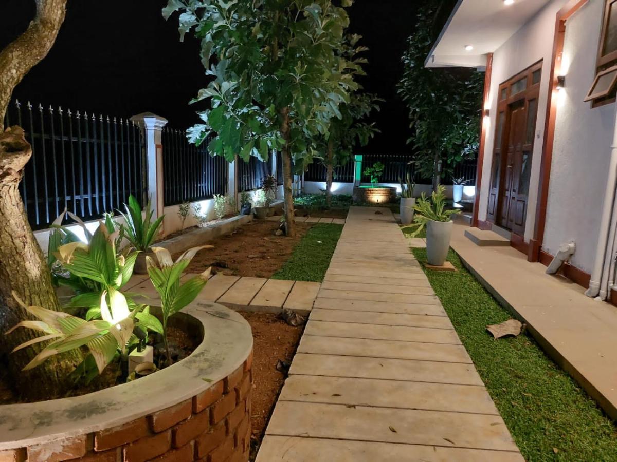 Green Shield Resort Anuradhapura Kültér fotó