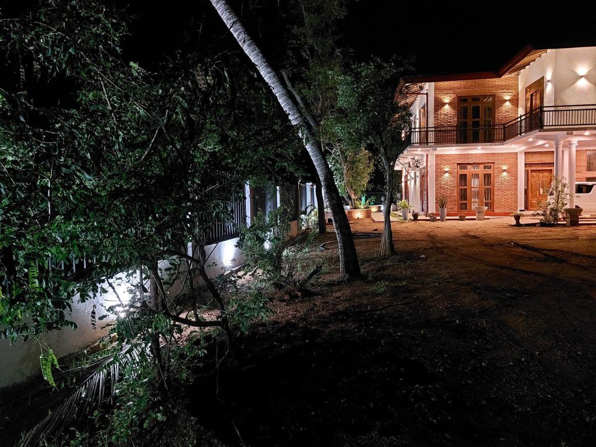 Green Shield Resort Anuradhapura Kültér fotó