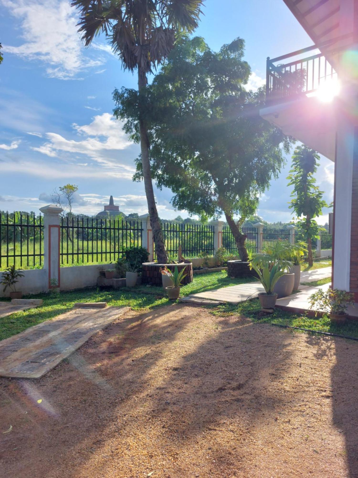 Green Shield Resort Anuradhapura Kültér fotó