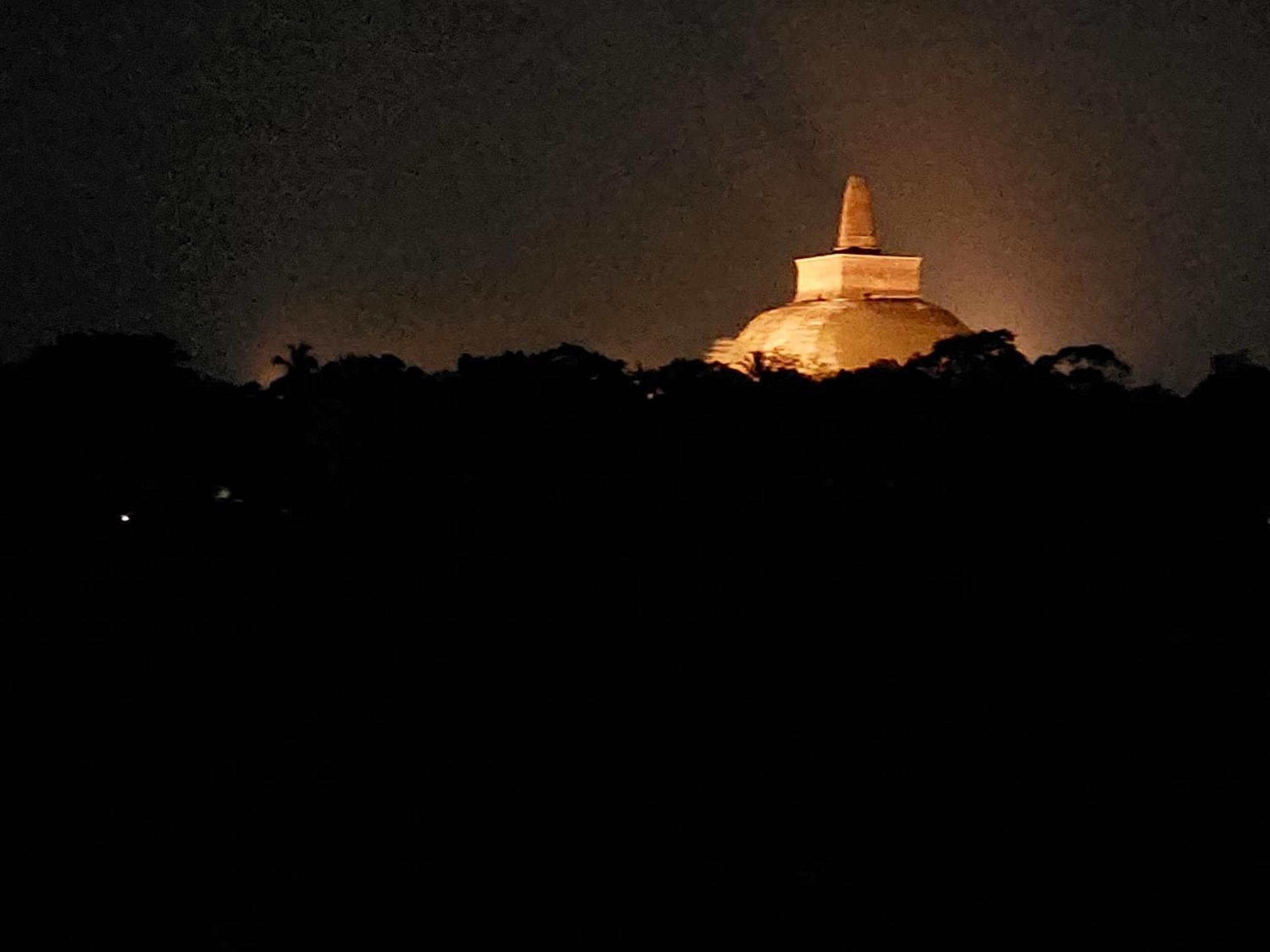 Green Shield Resort Anuradhapura Szoba fotó