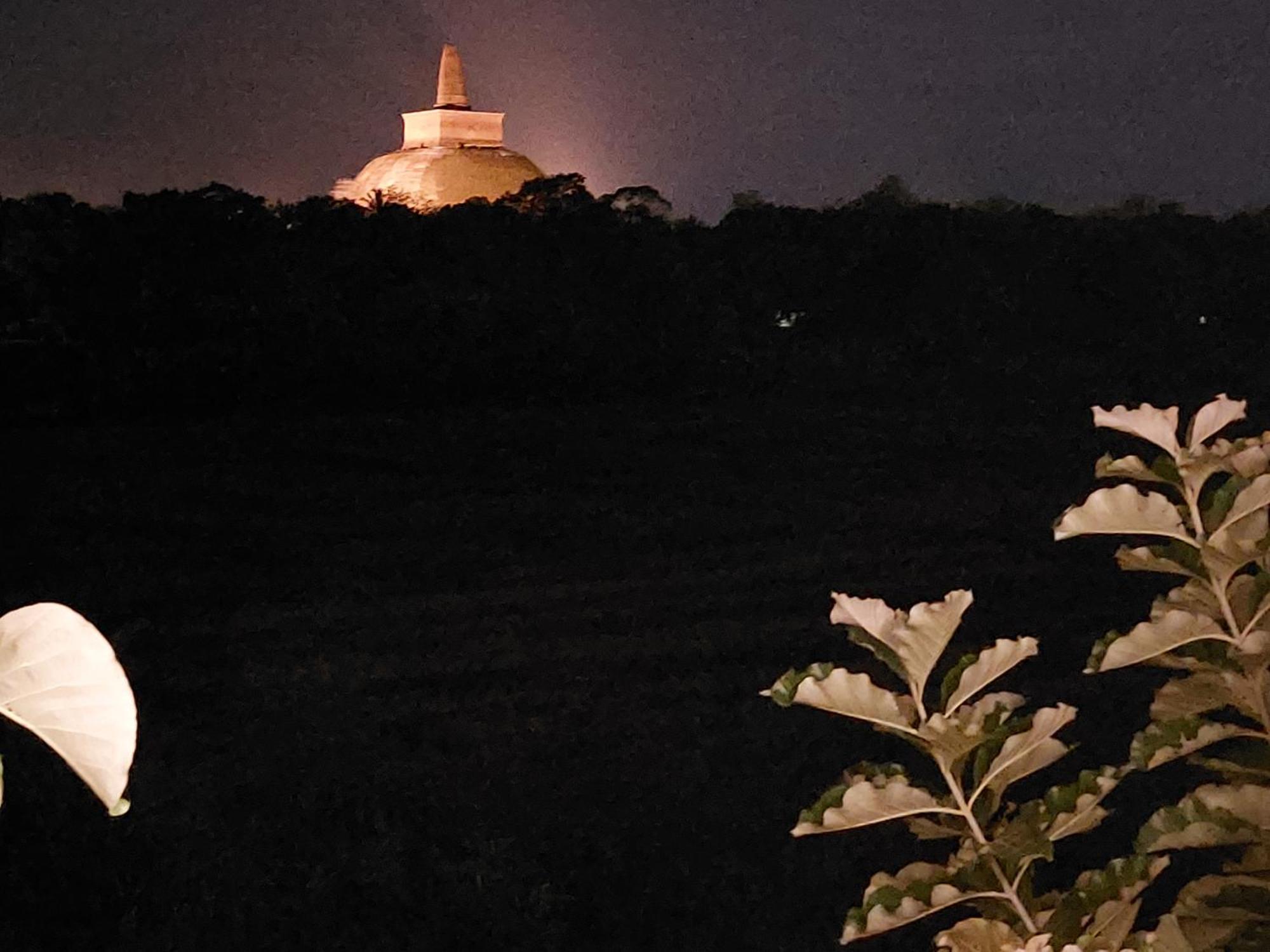 Green Shield Resort Anuradhapura Szoba fotó
